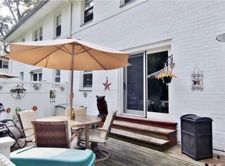 19 Avon Cir, Rye Brook, NY 10573