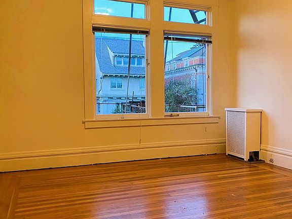5th image of 2201 Lake St APT 7