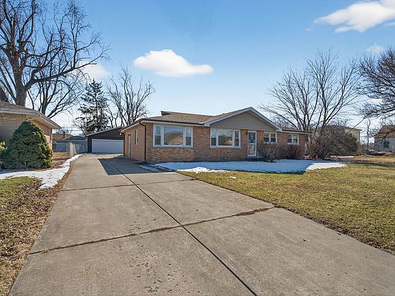 2nd image of 7929 W 74th St