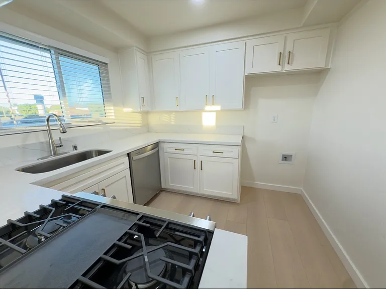 7340 Corsican Dr #C — Photo 2