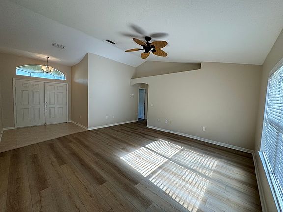 English Sparrow great room 2_08232024