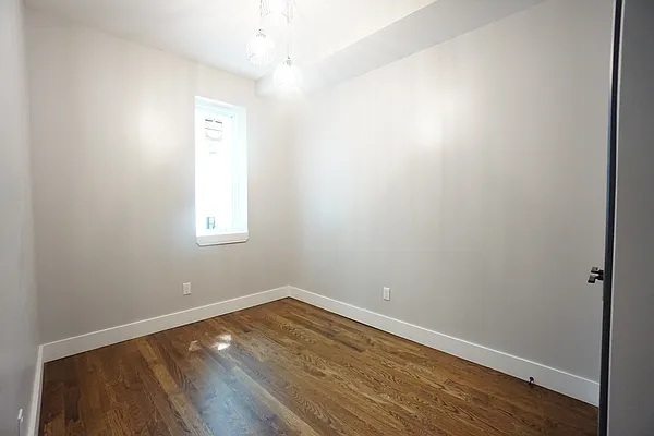 Rented by Rennit Inc. | media 34