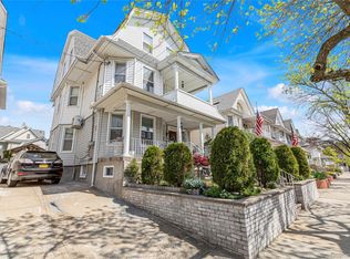 9425 85th Rd, Woodhaven, NY 11421