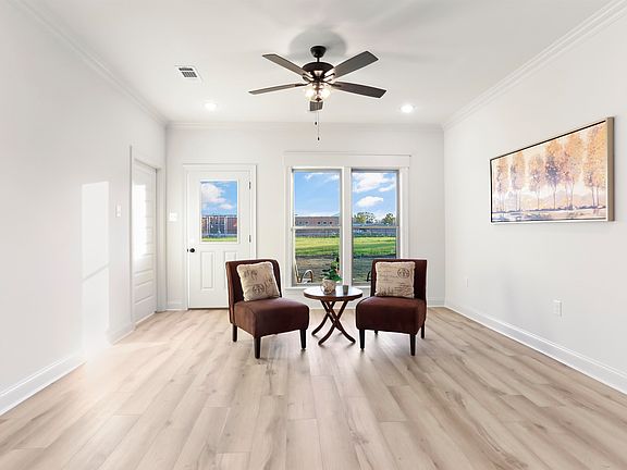 5th image of 37077 Woodbine Ct