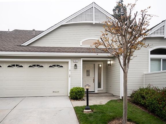 2nd image of 7807 Prestwick Cir