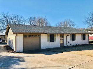 1209 Vivienne St, Weatherford, TX 76086