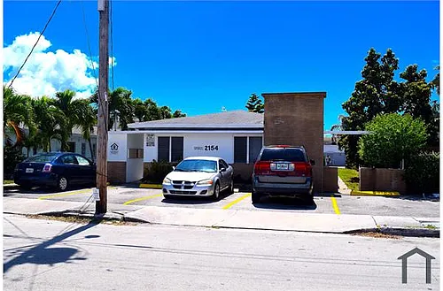 2154 NW Flagler Ter #9 Photo 1
