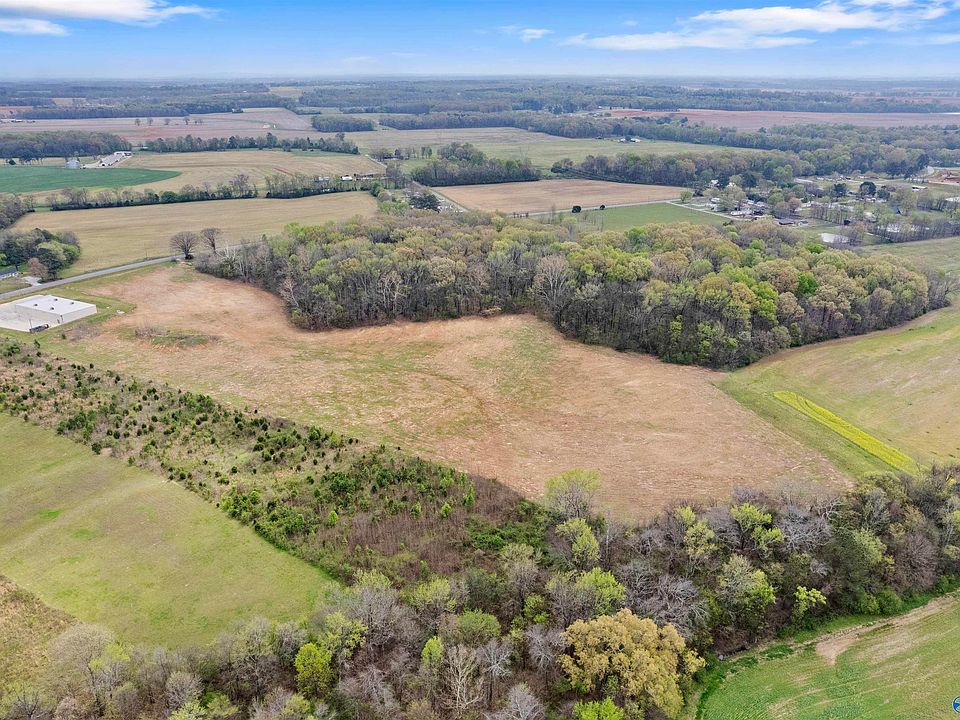 2nd image of Reid Rd