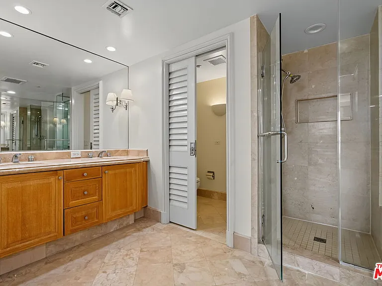 701 Ocean Ave #PHD — Photo 29