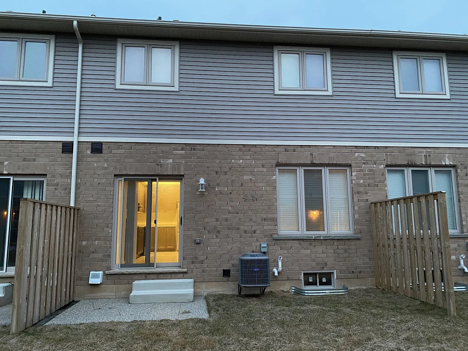 3 bed, 1580 sqft, $2,750 — Photo 2