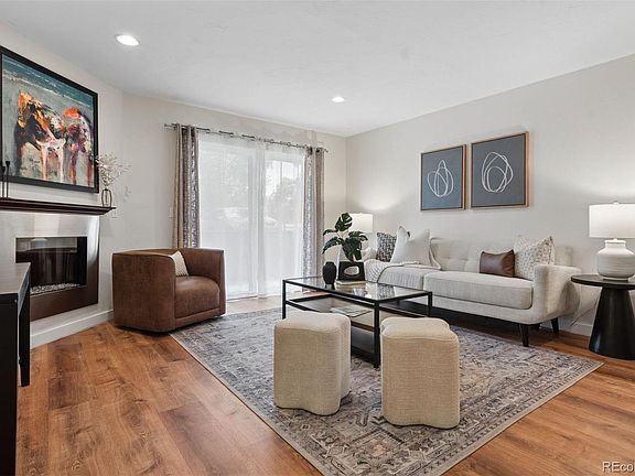 4th image of 209 Wright Street #103