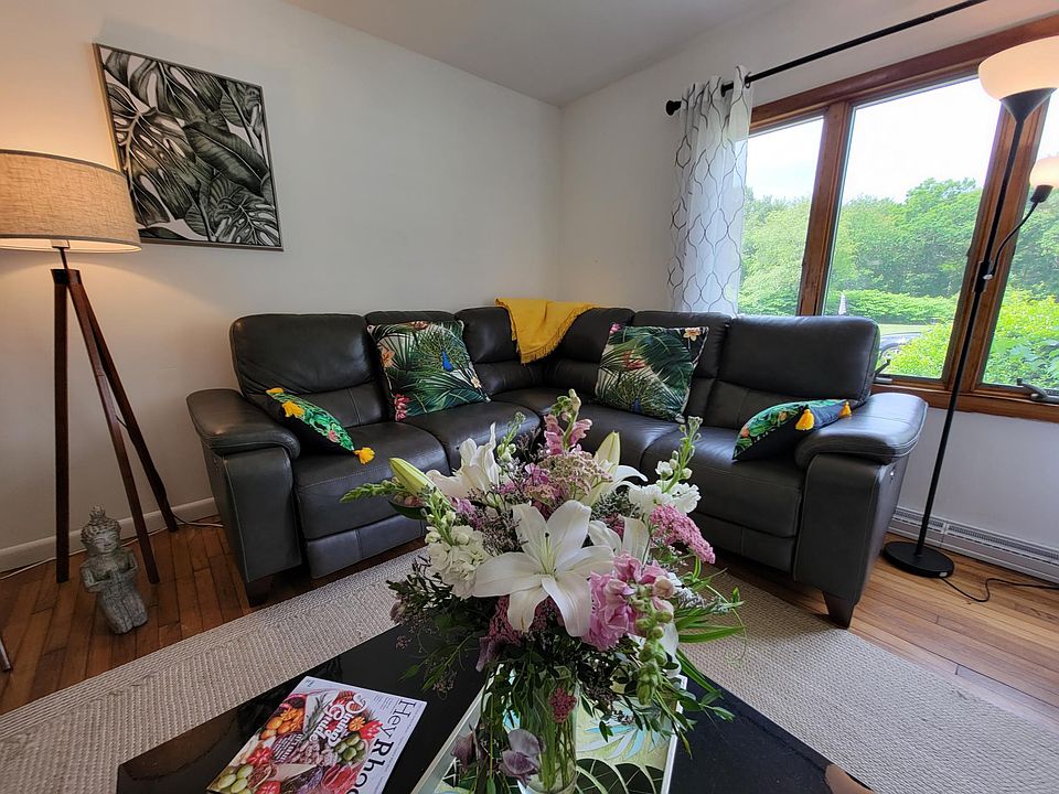 172 S Pier Rd A, Narragansett, RI 02882 Zillow