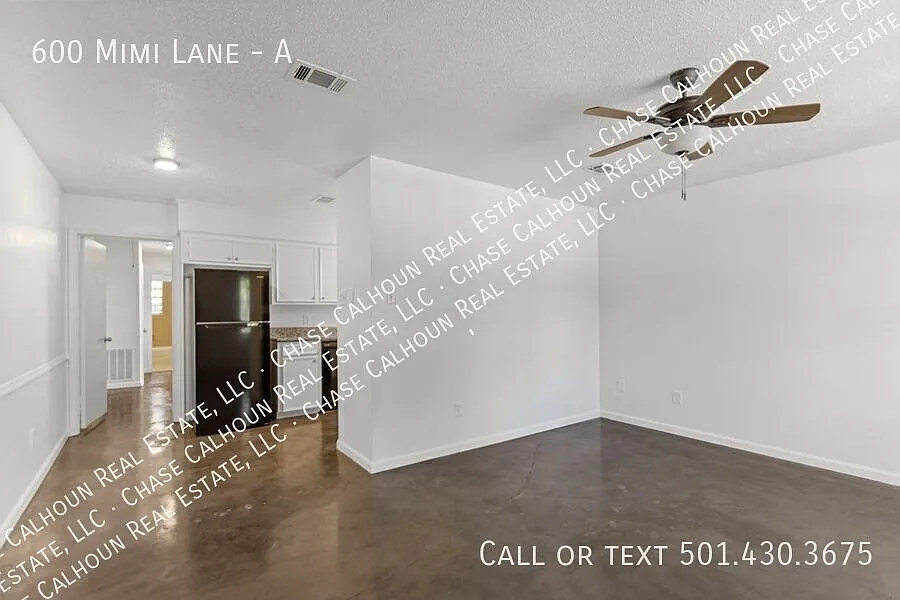 Building Photo - 600 Mimi Ln #A