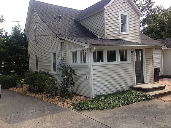 2nd image of 870 Shipley Ln