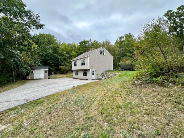 1471 Roosevelt Trail, Raymond, ME 04071