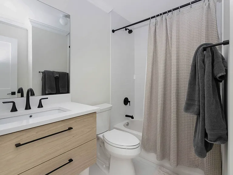 950 Tasker Ln — Photo 20