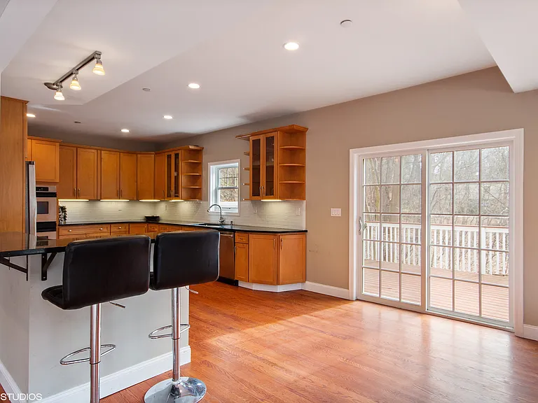 275 Croton Dam Rd — Photo 3