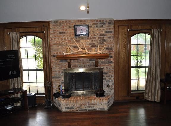 5th image of 609 Arbor Ct