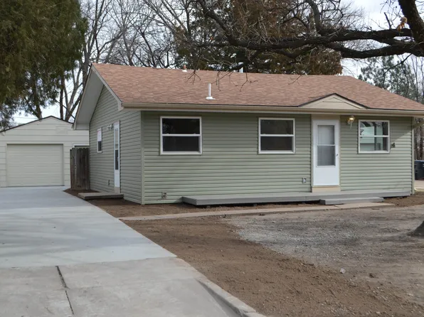 3326 S Fern St, Wichita, KS 67217