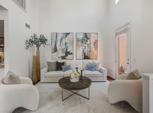 607 Rockefeller, Irvine, CA 92612