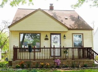 15821 Warwick Ave, Allen Park, MI 48101