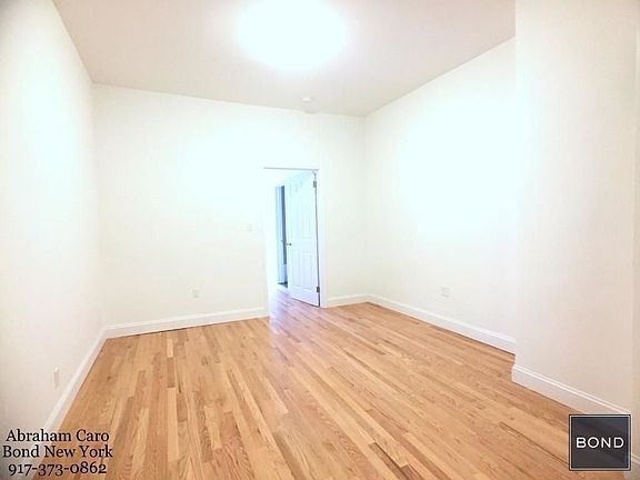 2nd image of 304 E 90th St APT 3A