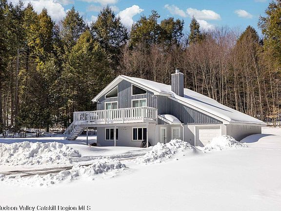 5th image of 114 Conifer Lake Road W