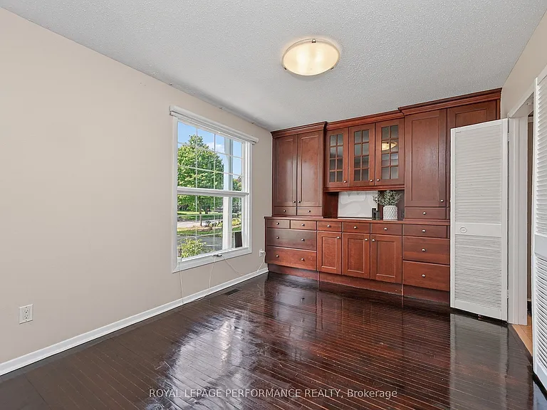 1799 Dorset Dr — Photo 17