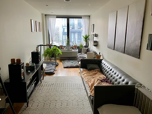 Rented by Nooklyn NYC LLC | media 5