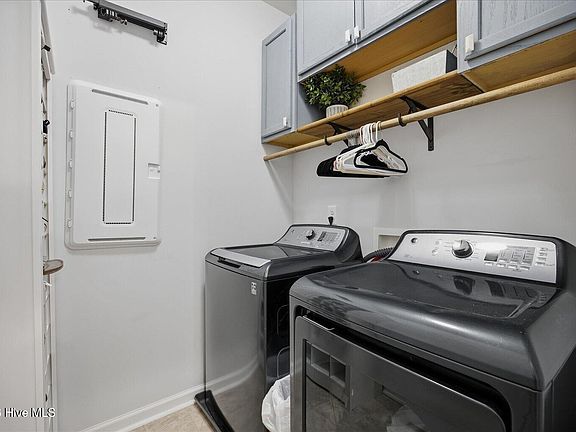 5th image of 5148 Fortuna Drive
