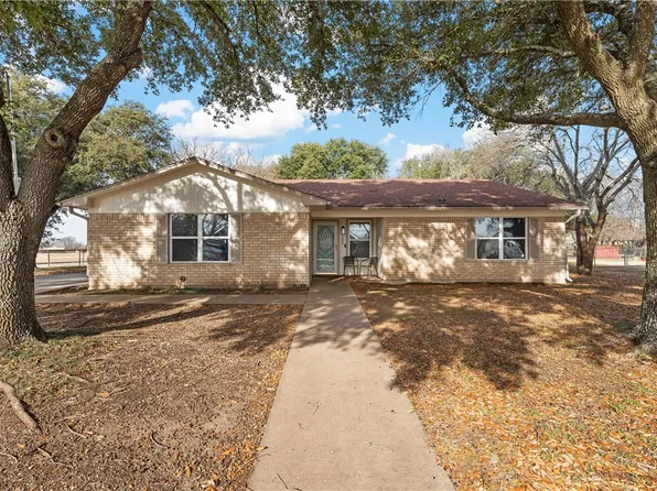 100 York Dr, Lorena, TX 76655