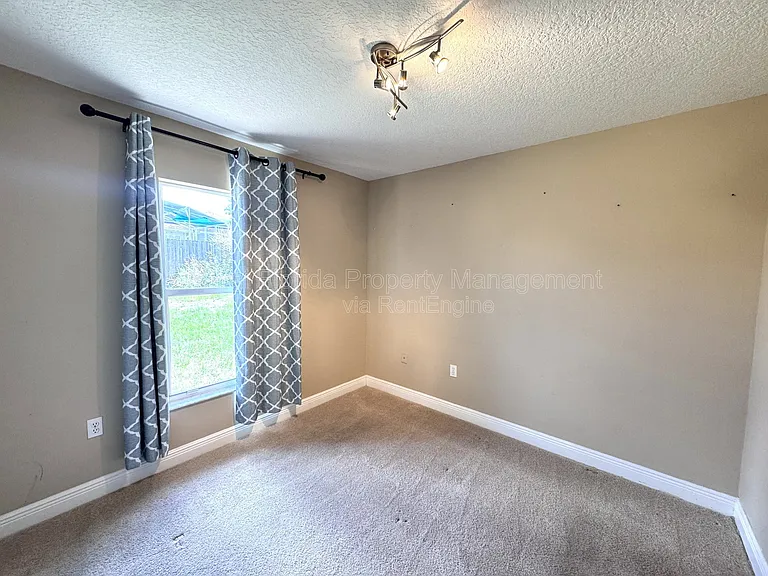 820 Briargrove Ave — Photo 13