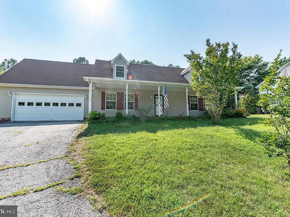 1st image of 21129 Woodmere Dr