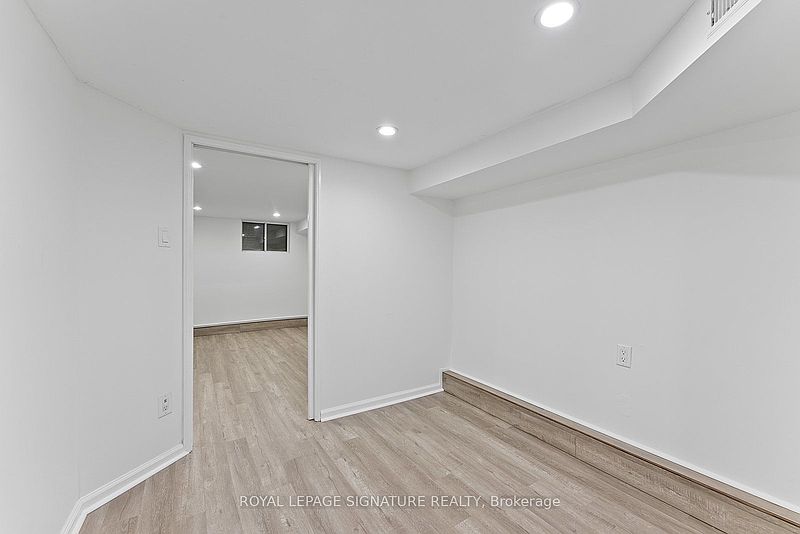 Toronto Townhouse for rent - 2 Bedrooms — photo 9