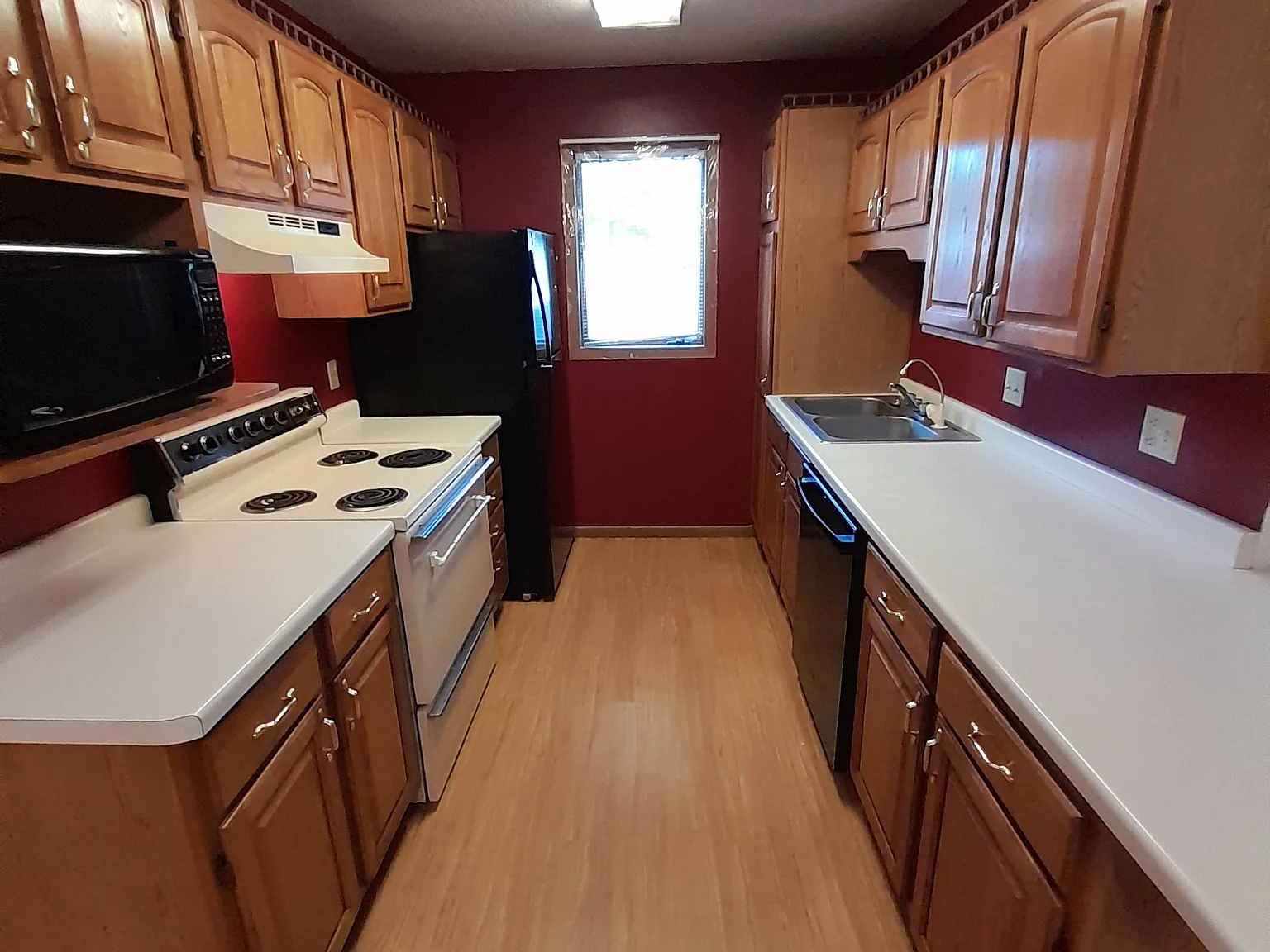 2 bed, 1180 sqft, $1,600 — Photo 3