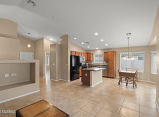 1601 N Rio Bonito, Green Valley, AZ 85614