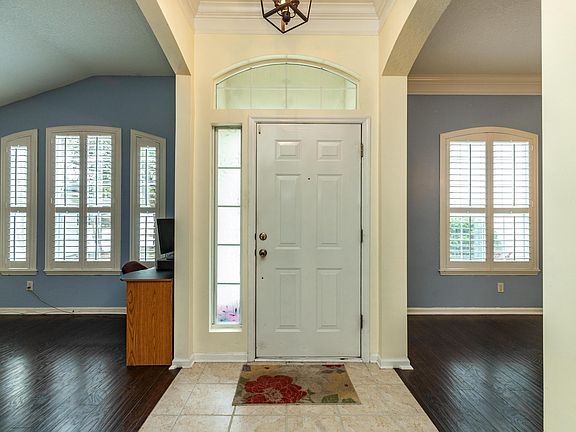 5th image of 3010 Piedmont Manor Dr