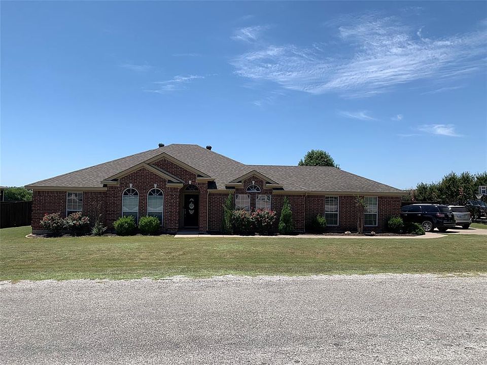 1st image of 128 Pepperbush Ln