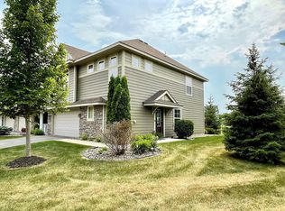 3287 Red Oak Trl, Medina, MN 55340