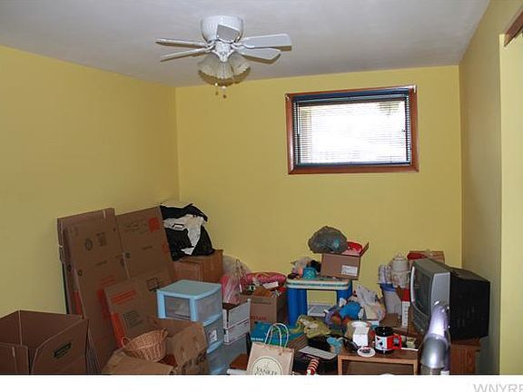 4th image of 189 Diane Dr