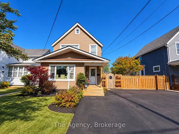 344 Phipps St, Fort Erie, ON L2A 2V8