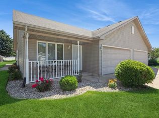 6947 Swan Ln, Schererville, IN