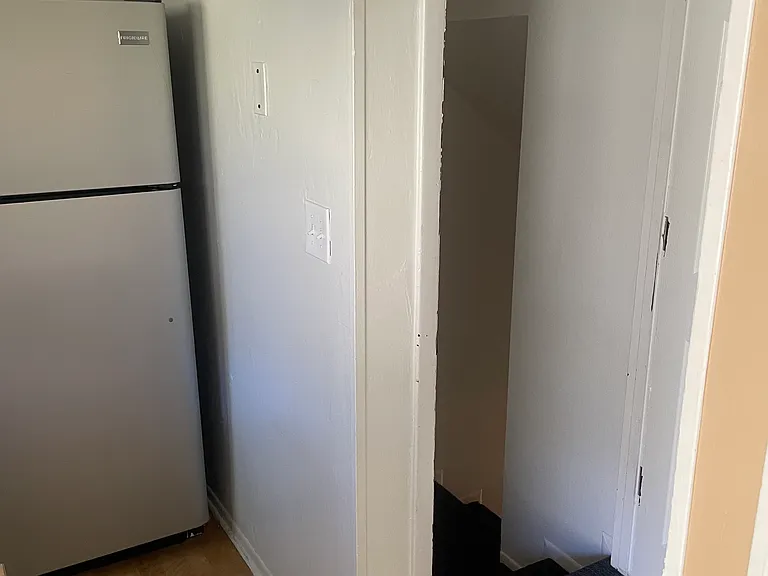 1185 Park Ave — Photo 4