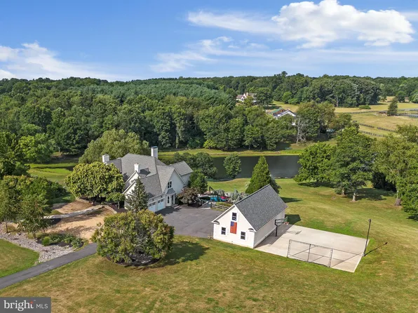 37226 White Goose Ln, Purcellville, VA 20132