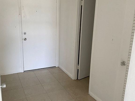 5th image of 1065 94th St #11292777