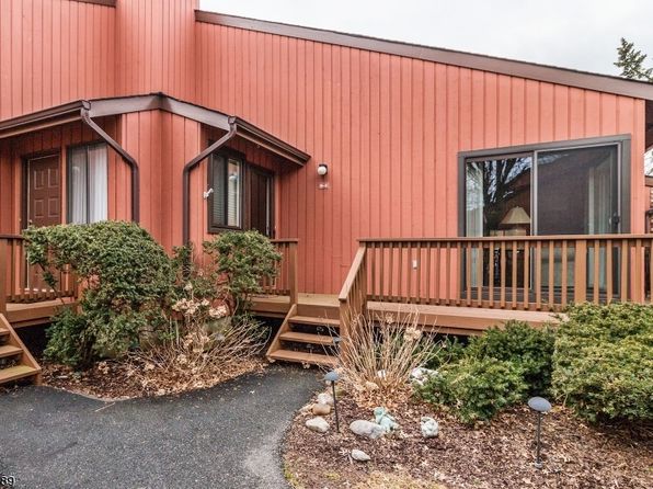 250 Ridgedale Ave APT B8