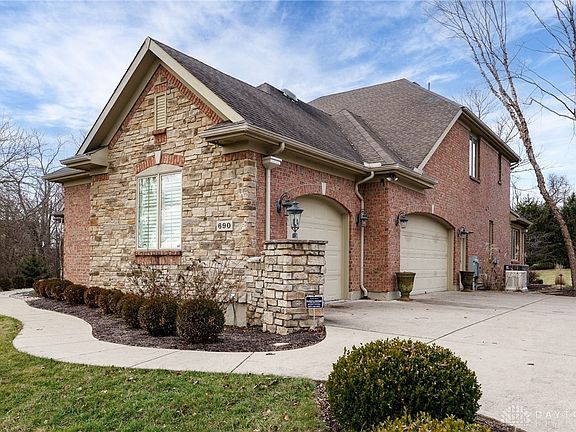 4th image of 690 Grand Wood Ct