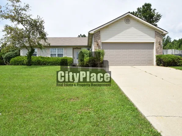 6830 Medallion Dr, Indianapolis, IN 46260