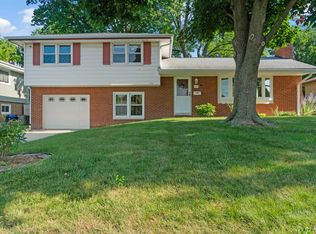 1407 W Clarewood Ave, Peoria, IL