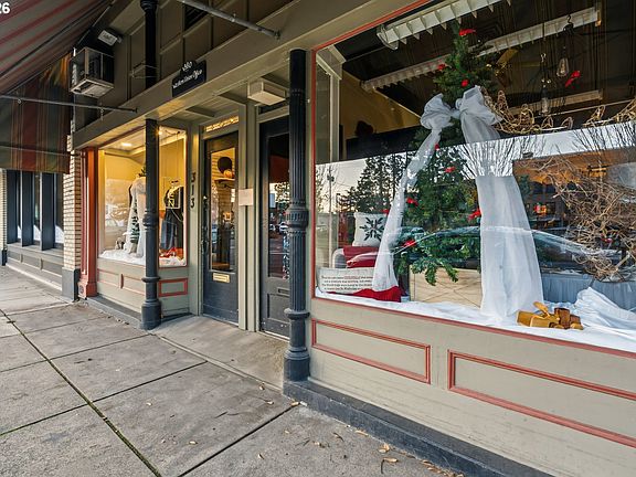 5th image of 309 1st Ave W